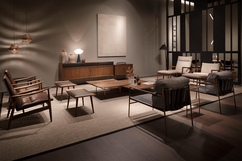 ミラノサローネ Hall-5 に出展